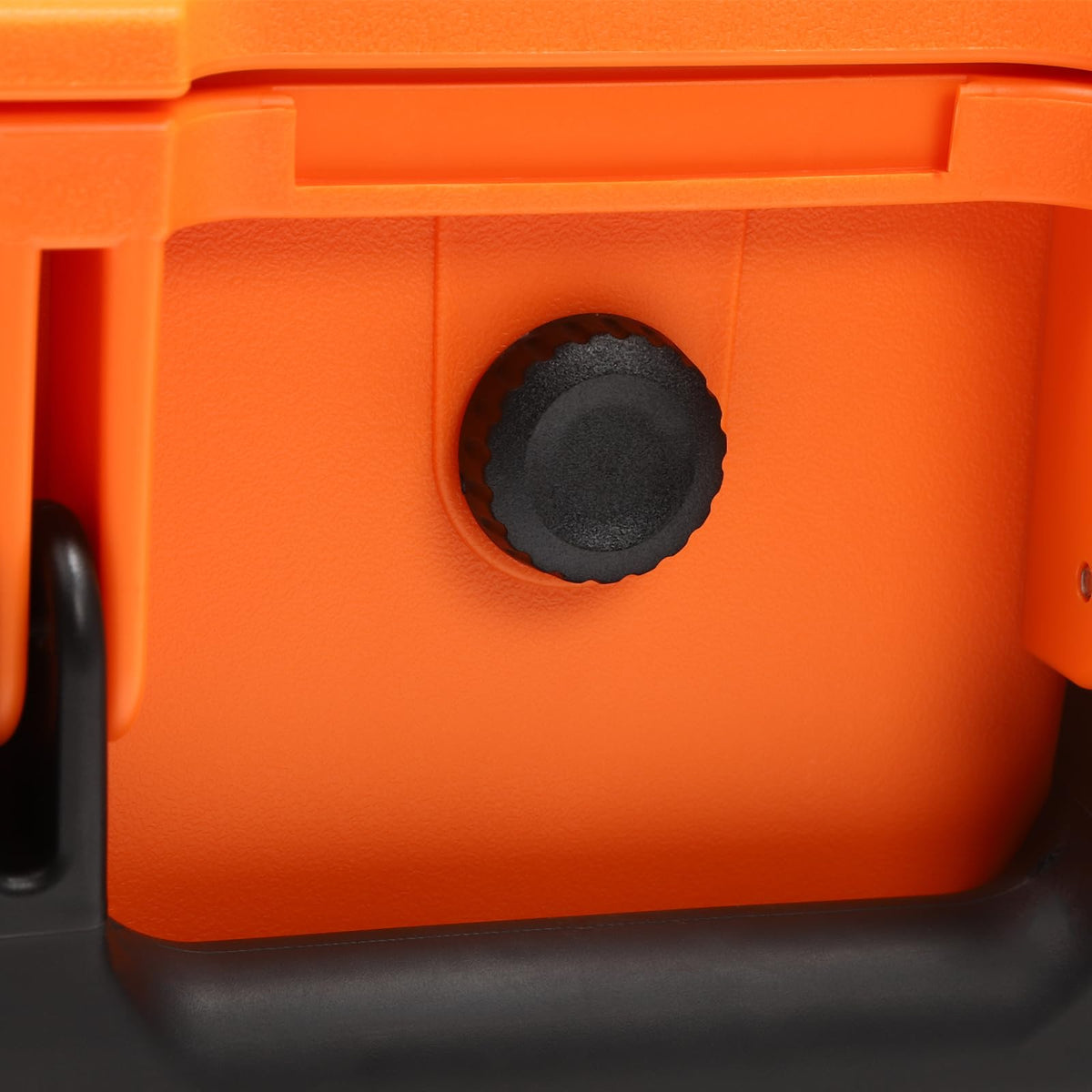 22" Weatherproof Hard Camera Case with Foam K9132