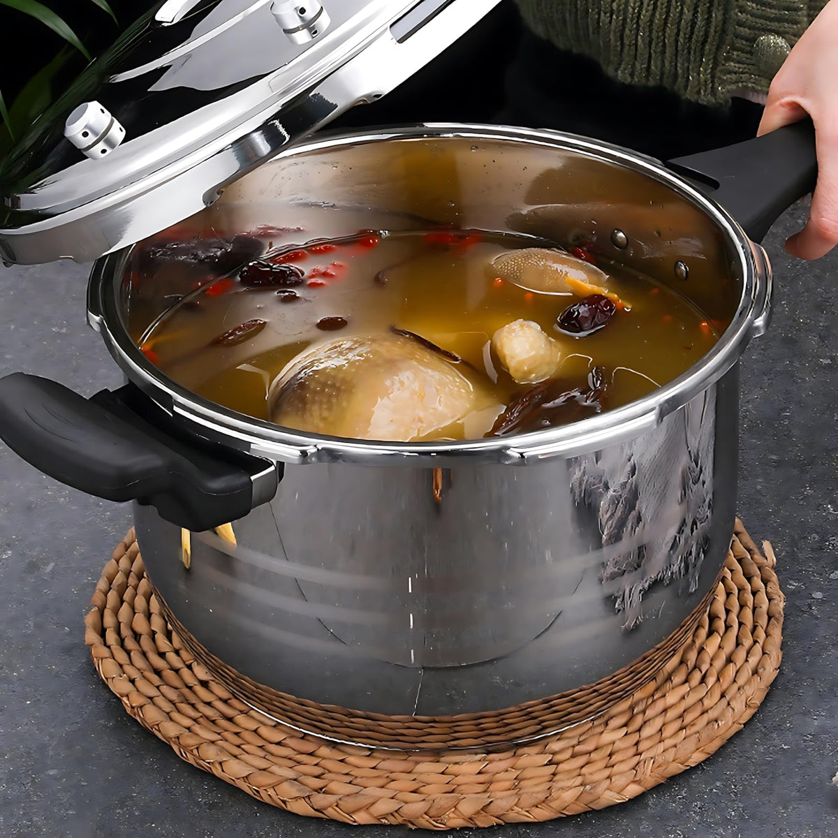 Stainless Steel 80KPA 3L Pressure Cooker F72426